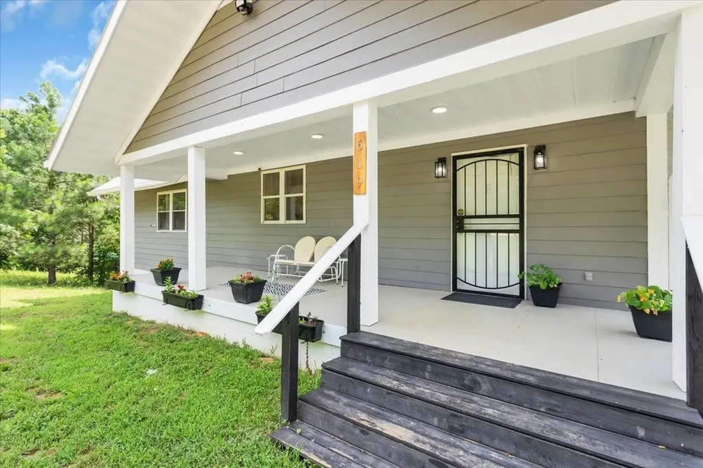 619 Bridge View Cove Bath Springs TN 38311