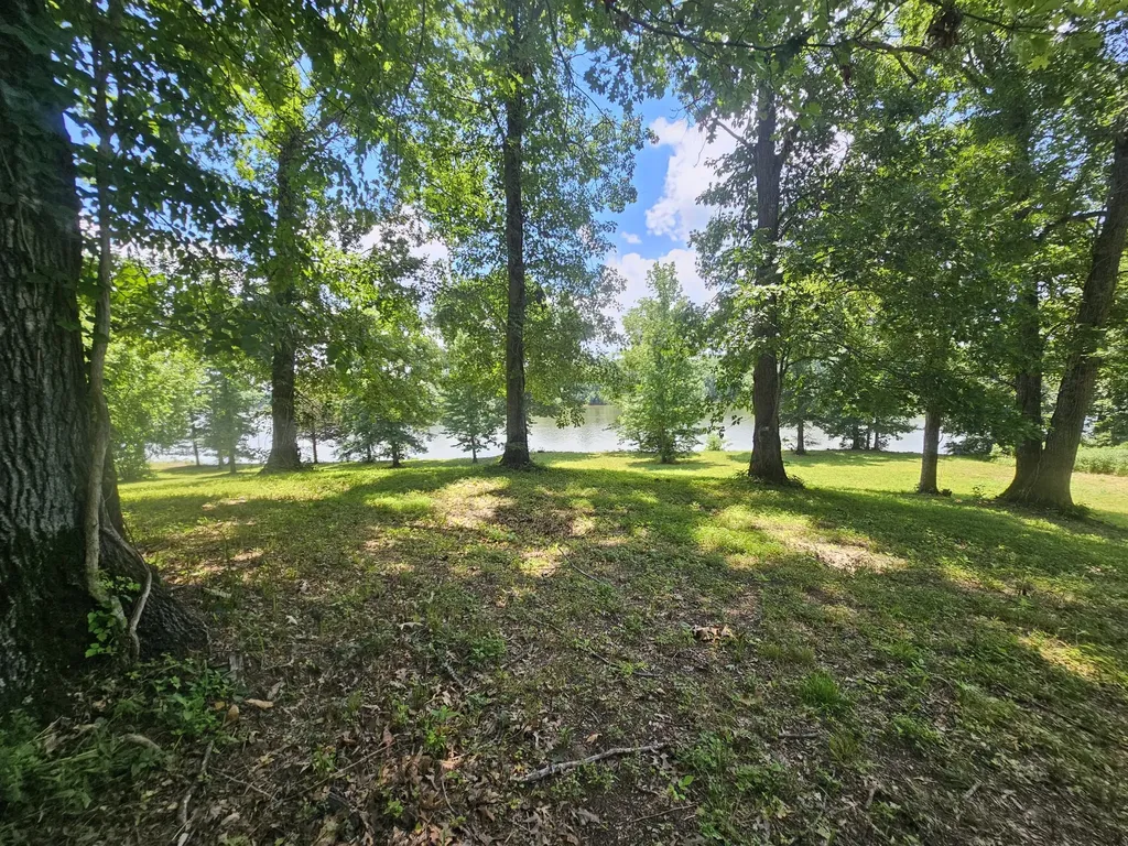 5 Island View Drive Bath Springs TN 38311