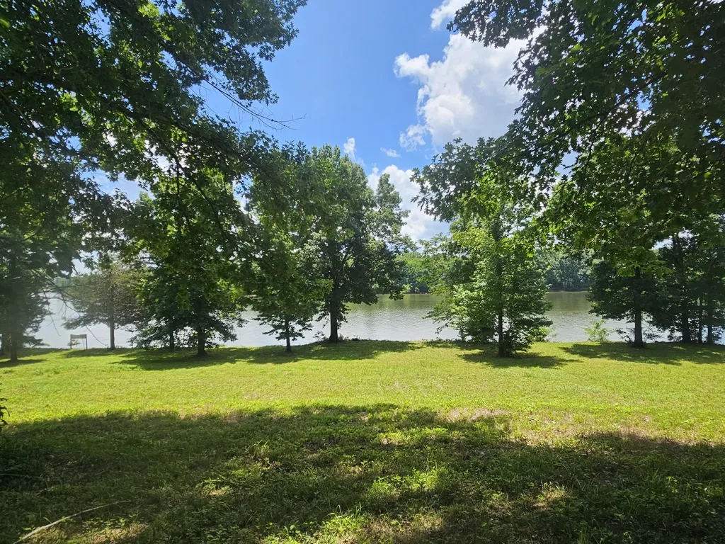 5 Island View Drive Bath Springs TN 38311