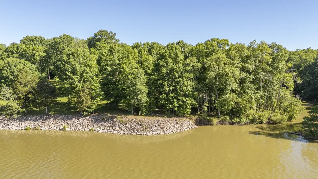 5 Island View Drive Bath Springs TN 38311