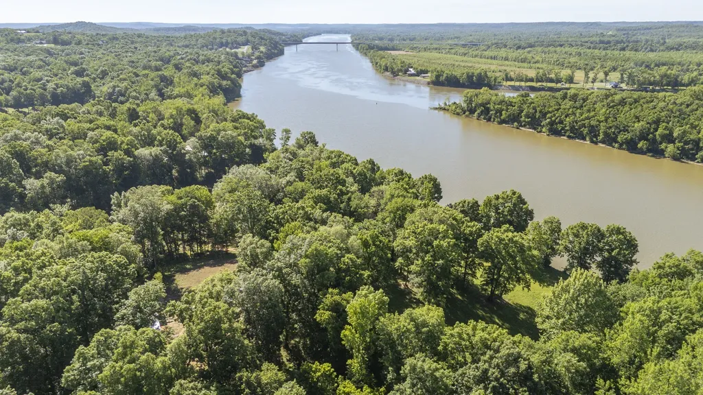 5 Island View Drive Bath Springs TN 38311