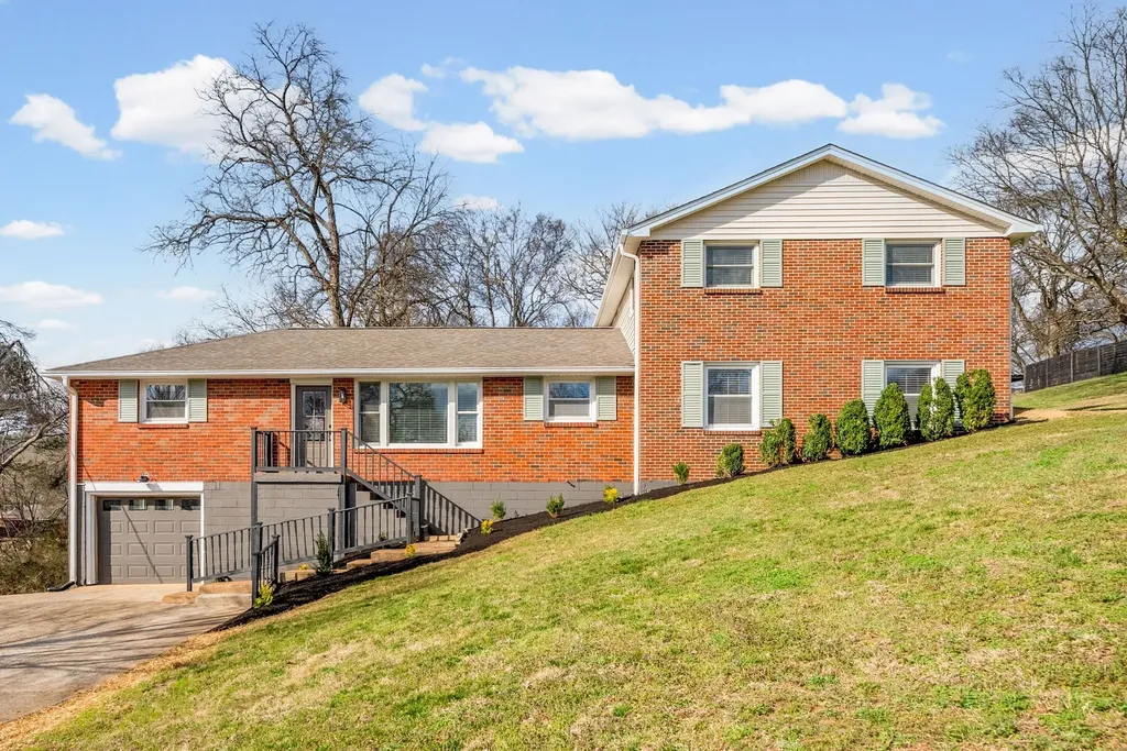 1320 Bellshire Drive Nashville TN 37207