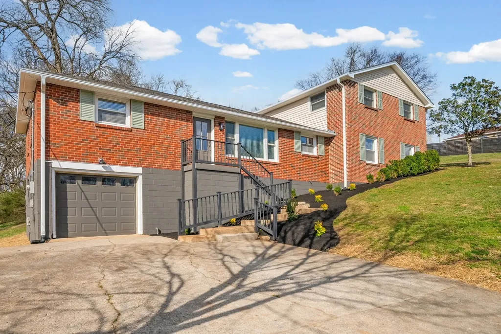 1320 Bellshire Drive Nashville TN 37207