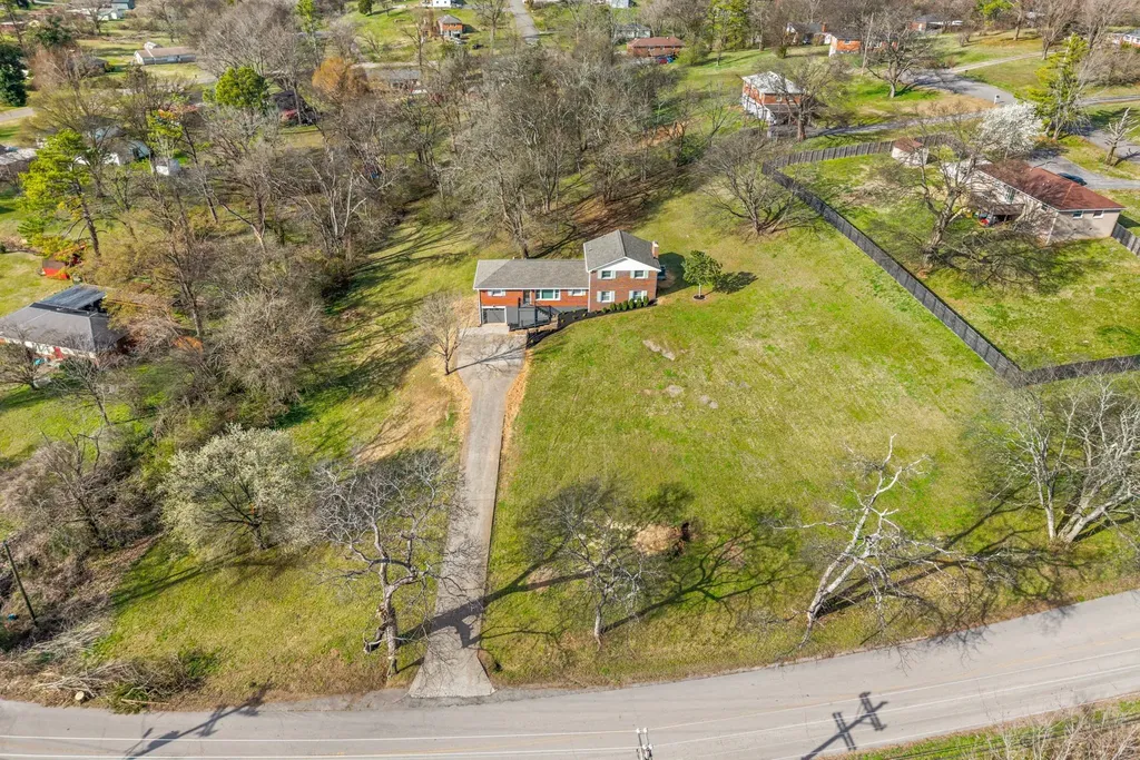 1320 Bellshire Drive Nashville TN 37207