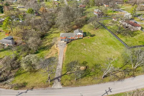 1320 Bellshire Drive Nashville TN 37207