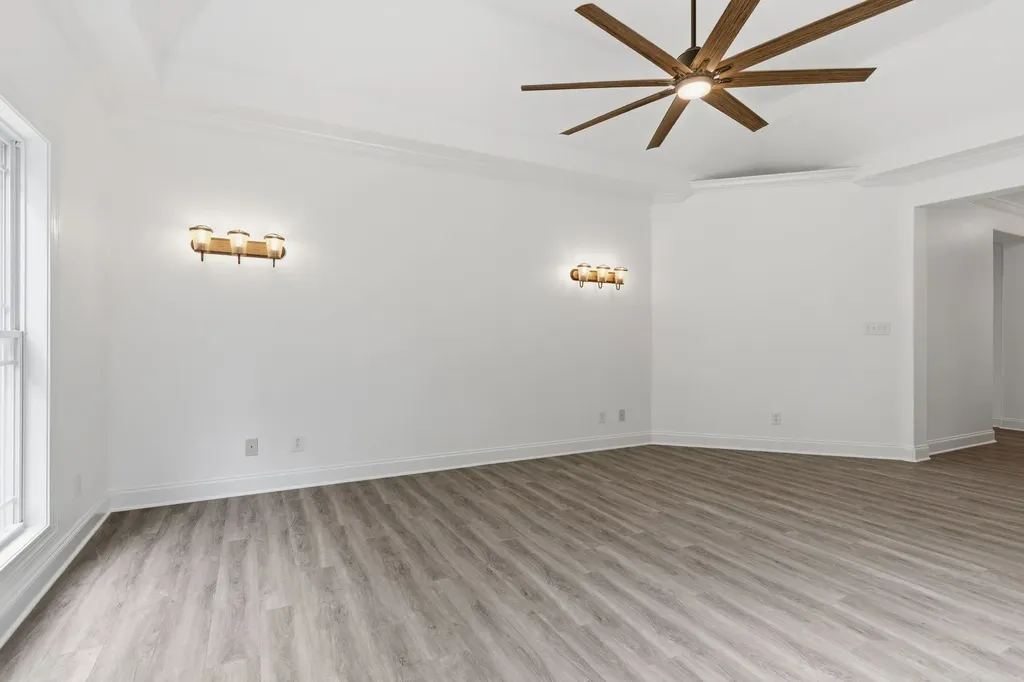 2214 Trieste Trail Adams TN 37010