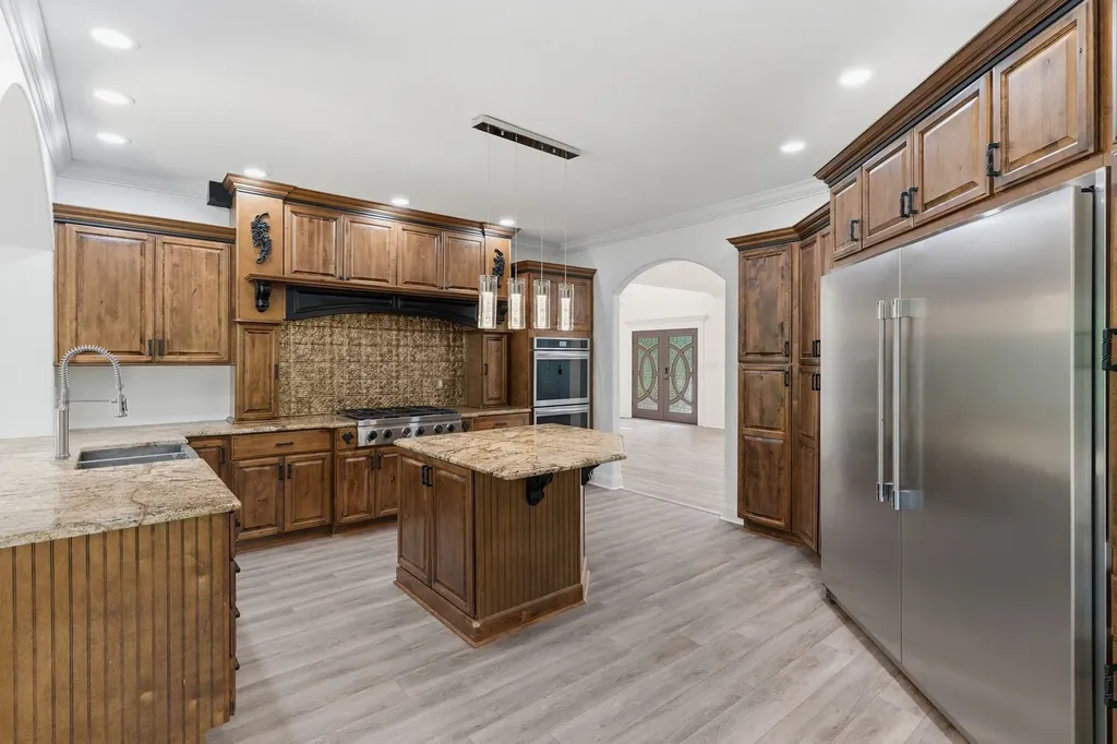 2214 Trieste Trail Adams TN 37010