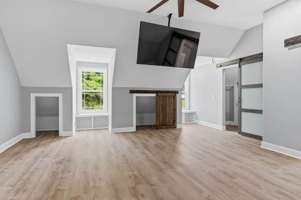 2214 Trieste Trail Adams TN 37010