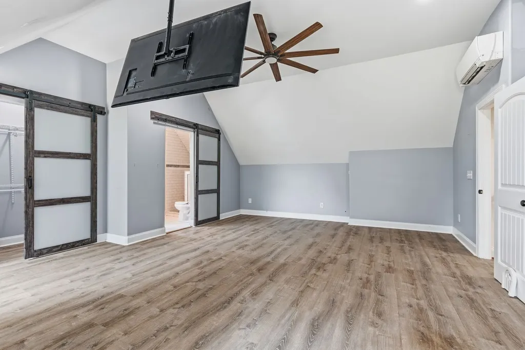 2214 Trieste Trail Adams TN 37010