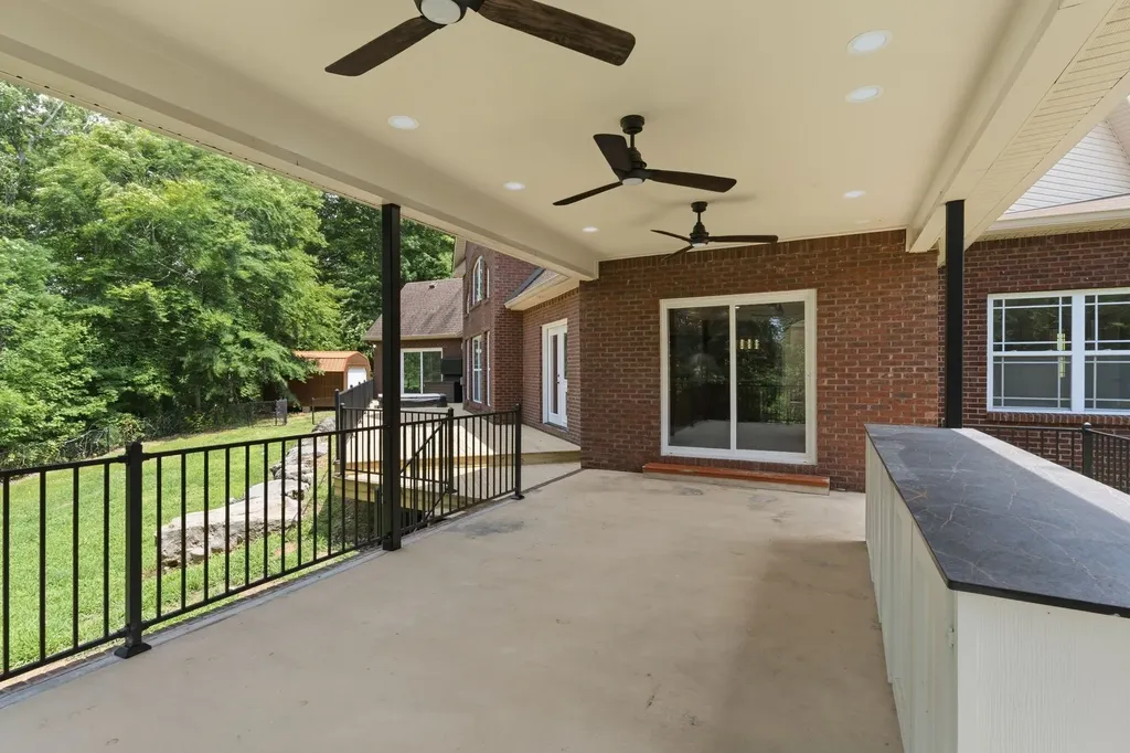 2214 Trieste Trail Adams TN 37010