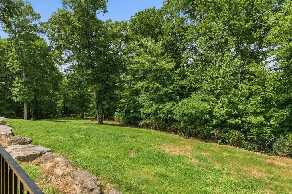 2214 Trieste Trail Adams TN 37010