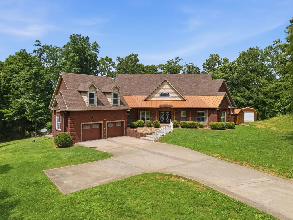 2214 Trieste Trail Adams TN 37010