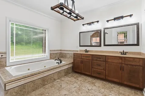 2214 Trieste Trail Adams TN 37010