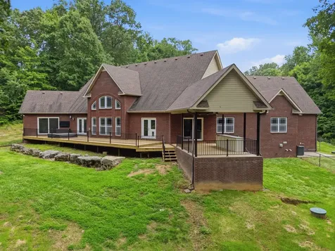 2214 Trieste Trail Adams TN 37010