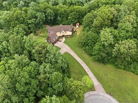 2214 Trieste Trail Adams TN 37010