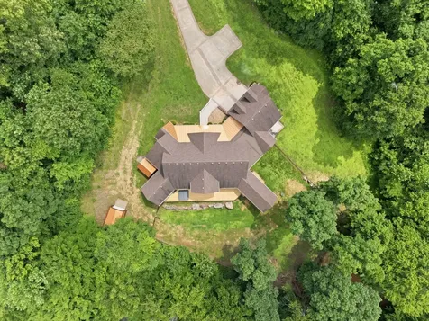 2214 Trieste Trail Adams TN 37010