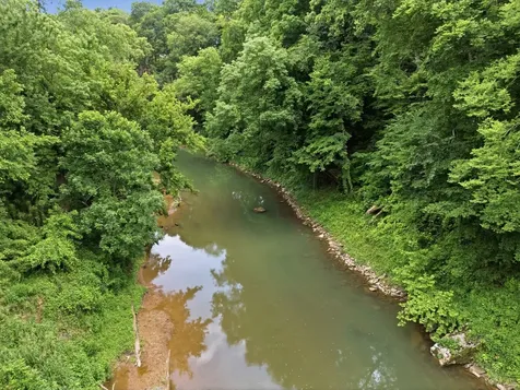 2214 Trieste Trail Adams TN 37010