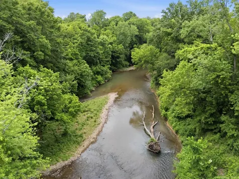2214 Trieste Trail Adams TN 37010