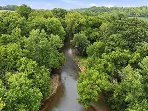 2214 Trieste Trail Adams TN 37010