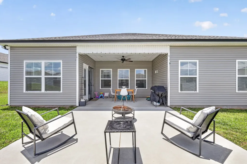 1422 Blackstone Street Murfreesboro TN 37129