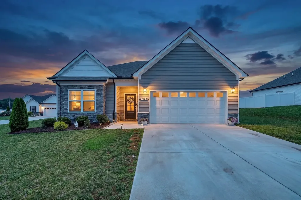 1422 Blackstone Street Murfreesboro TN 37129