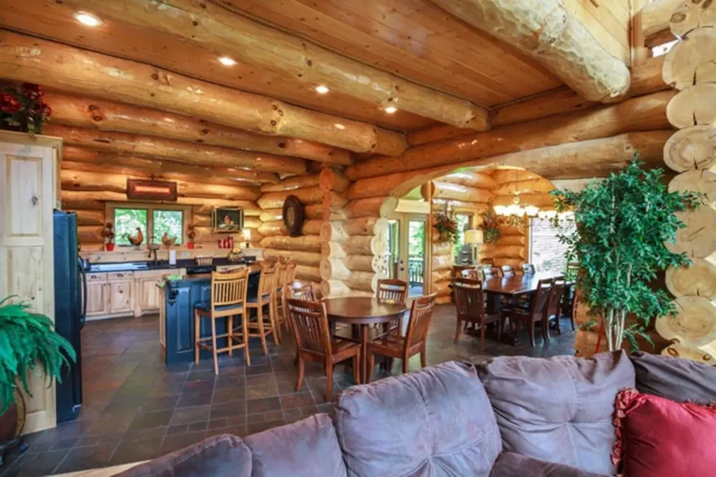618 Big Bear Ridge Road Gatlinburg TN 37738