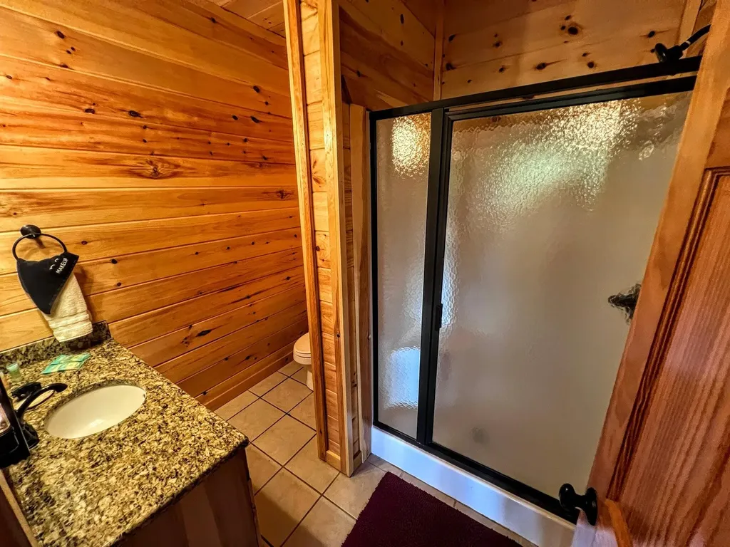 618 Big Bear Ridge Road Gatlinburg TN 37738