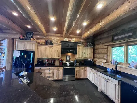 618 Big Bear Ridge Road Gatlinburg TN 37738