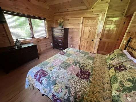 618 Big Bear Ridge Road Gatlinburg TN 37738