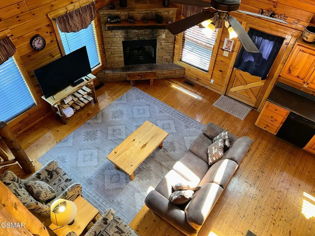 2251 Upper Middle Creek Road Sevierville TN 37876