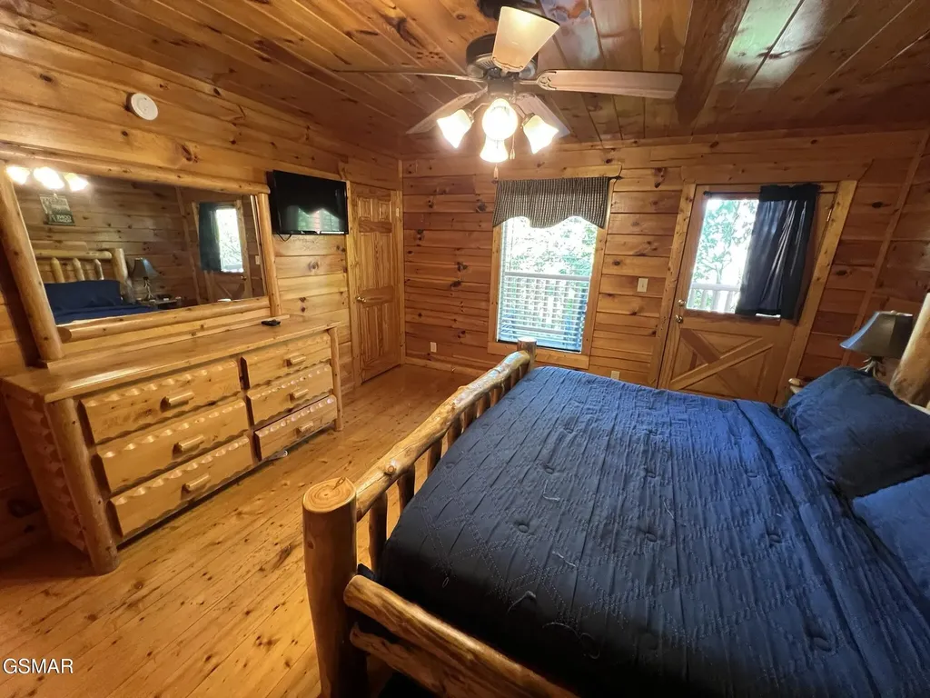 2251 Upper Middle Creek Road Sevierville TN 37876