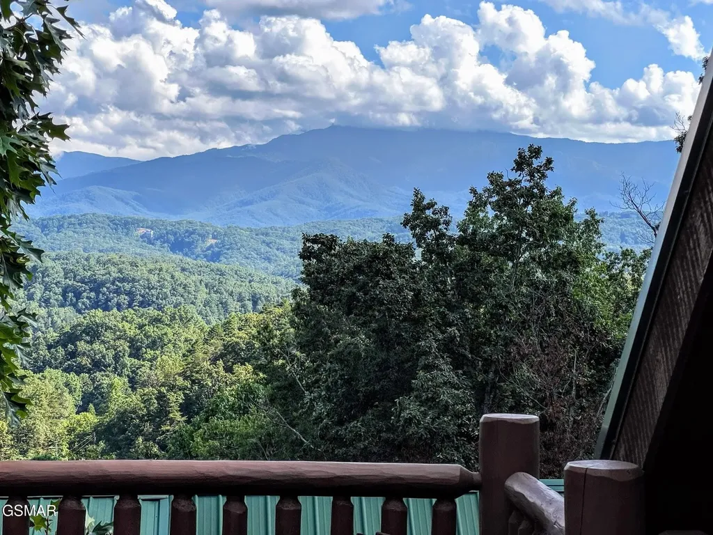 2251 Upper Middle Creek Road Sevierville TN 37876