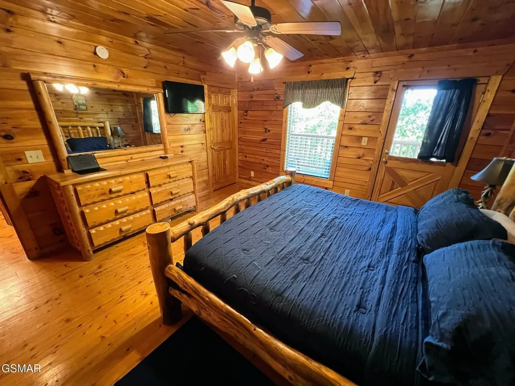 2251 Upper Middle Creek Road Sevierville TN 37876