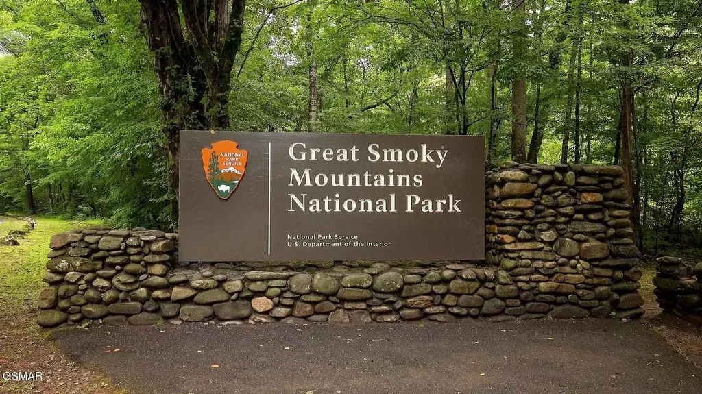 1154 Villa Overlook Way Gatlinburg TN 37738