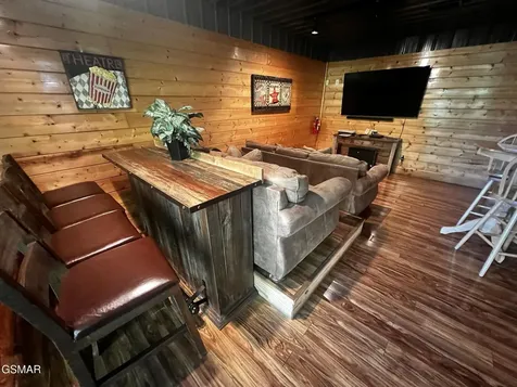 3216 White Falcon Way Pigeon Forge TN 37863