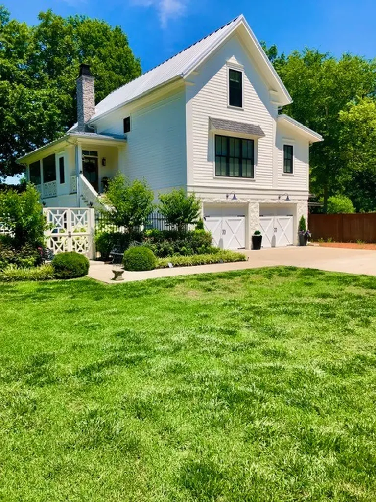 1711 Sycamore Beach Court Chapmansboro TN 37035
