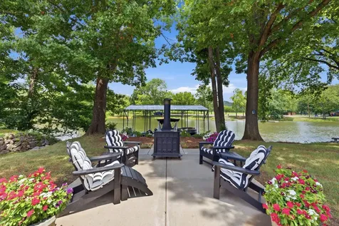 1711 Sycamore Beach Court Chapmansboro TN 37035