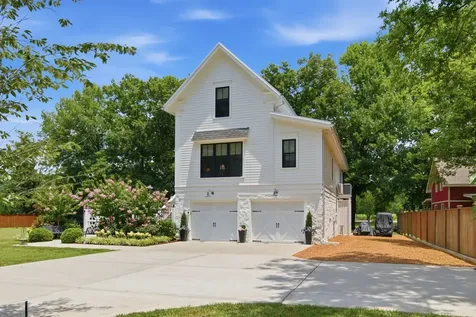 1711 Sycamore Beach Court Chapmansboro TN 37035