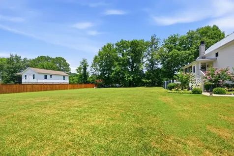 1711 Sycamore Beach Court Chapmansboro TN 37035