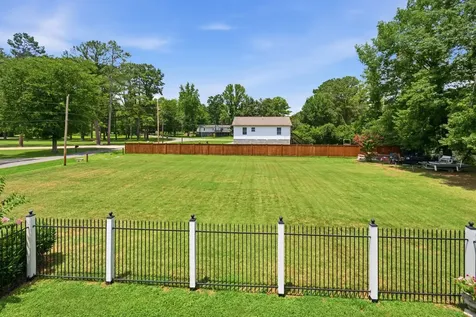 1711 Sycamore Beach Court Chapmansboro TN 37035