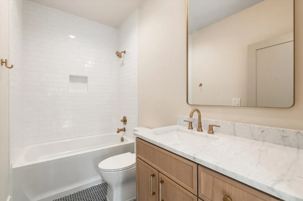 2806 Oakland Avenue Nashville TN 37212