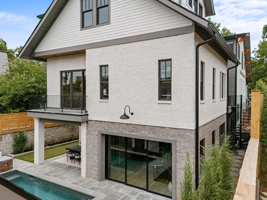 2806 Oakland Avenue Nashville TN 37212