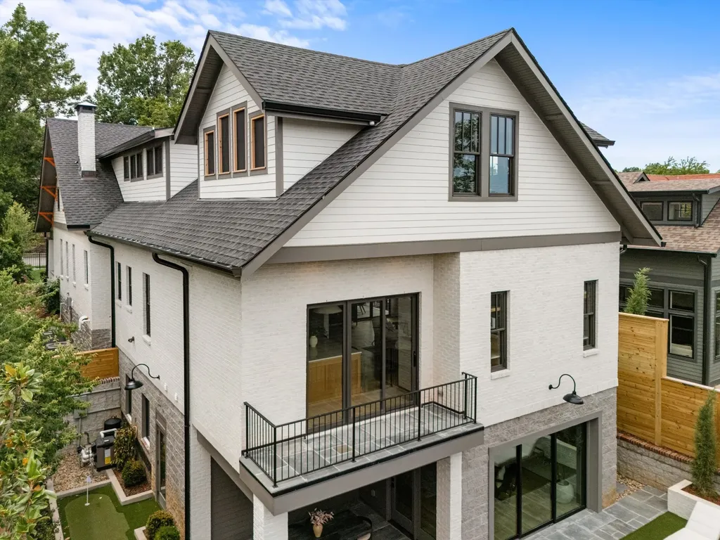 2806 Oakland Avenue Nashville TN 37212