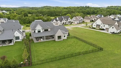 6071 Porters Union Way Arrington TN 37014