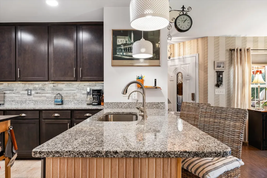 395 Devon Chase Hill Gallatin TN 37066