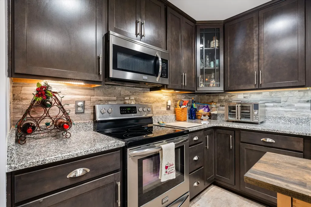 395 Devon Chase Hill Gallatin TN 37066