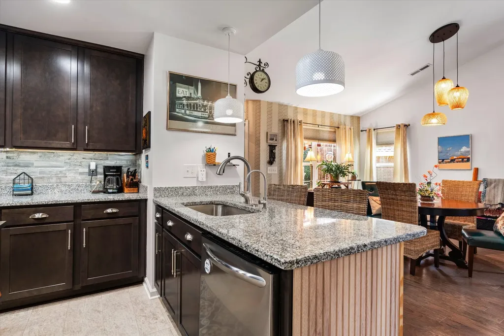 395 Devon Chase Hill Gallatin TN 37066