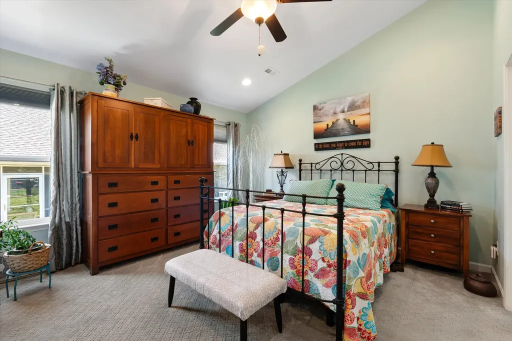 395 Devon Chase Hill Gallatin TN 37066
