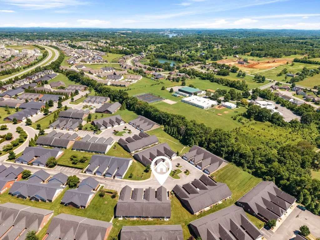 395 Devon Chase Hill Gallatin TN 37066