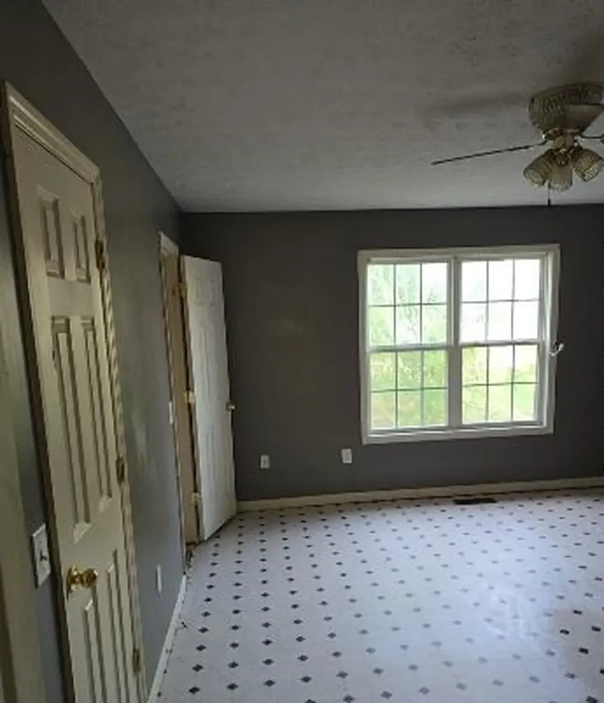 215 Warren Circle Shelbyville TN 37160